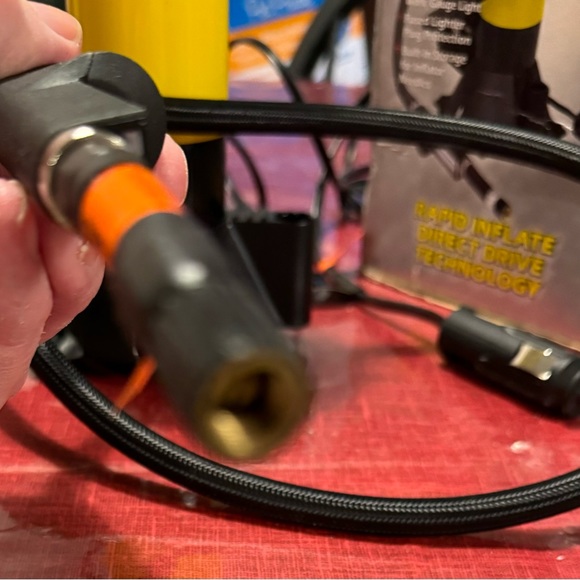 Victor QuikAire 4500 Bell Tire Inflator Gently Used in Box - Picture 5 of 13